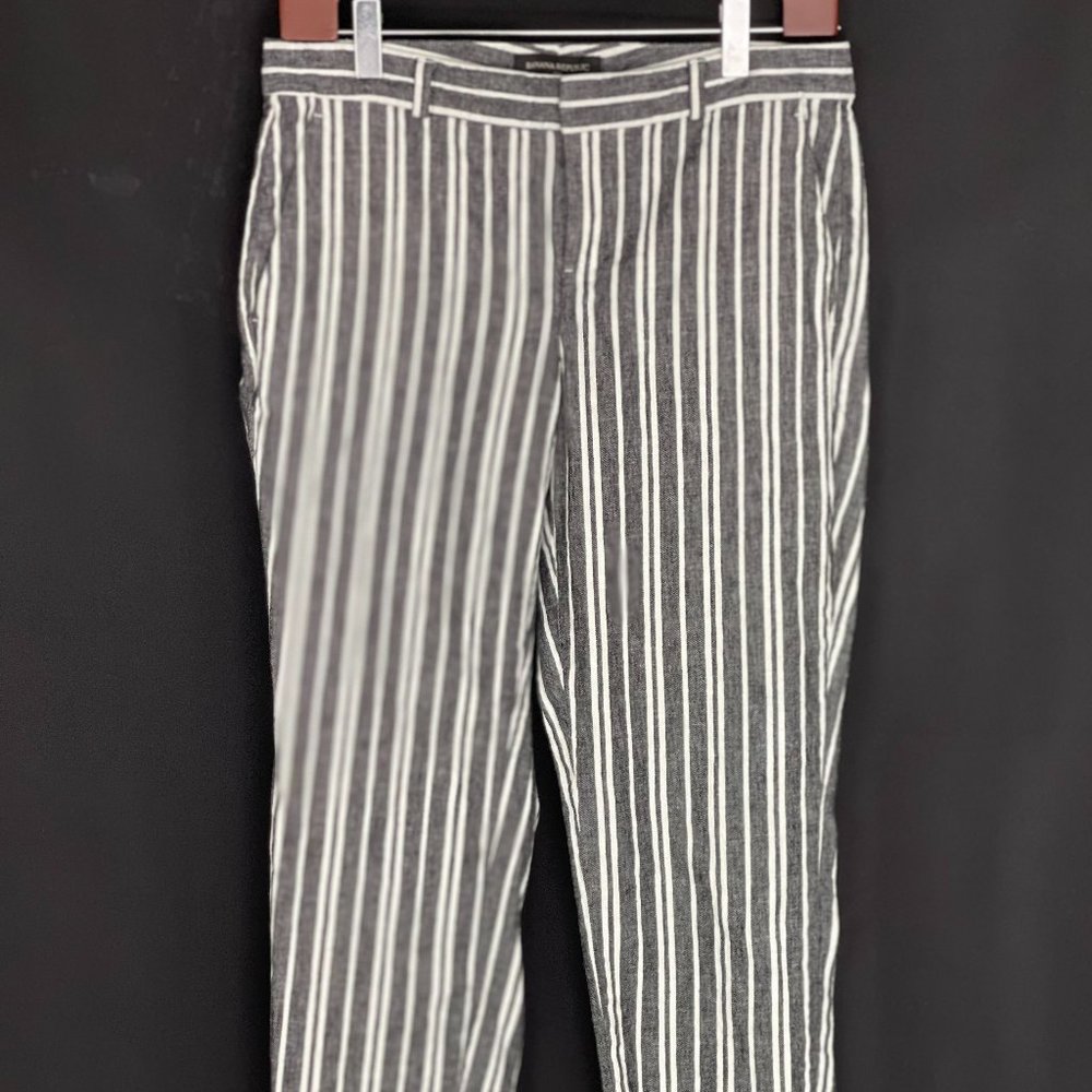 BANANA REPUBLIC Pants Black White Stripes Avery Cropped Mid Rise Straight